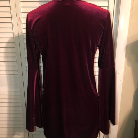 Karen Kane velvet top - Picture 4 of 5